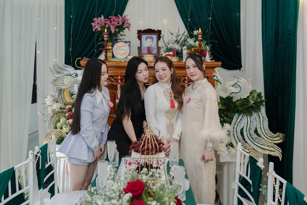 Chụp ảnh PHÓNG SỰ CƯỚI 1 MÁY